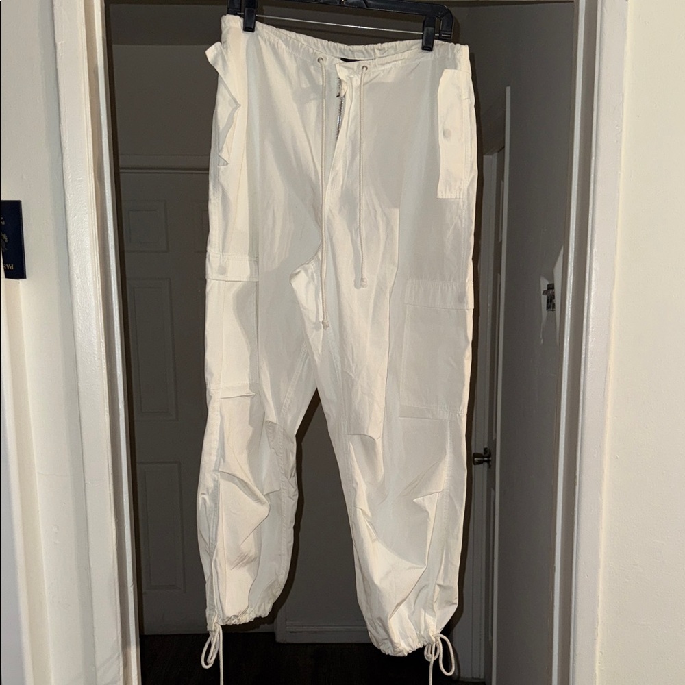 LOCAL EUROPEAN Parachute pants